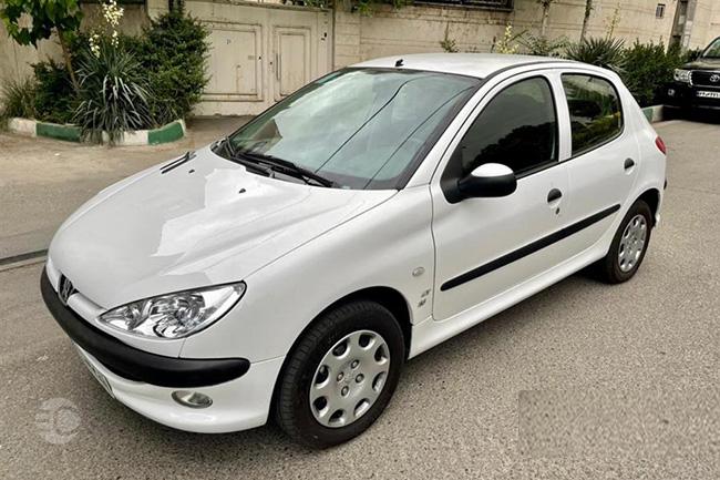 206 بی نظیر